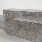 Table basse en pierre fossile, Magnussen Ponte, années 1980