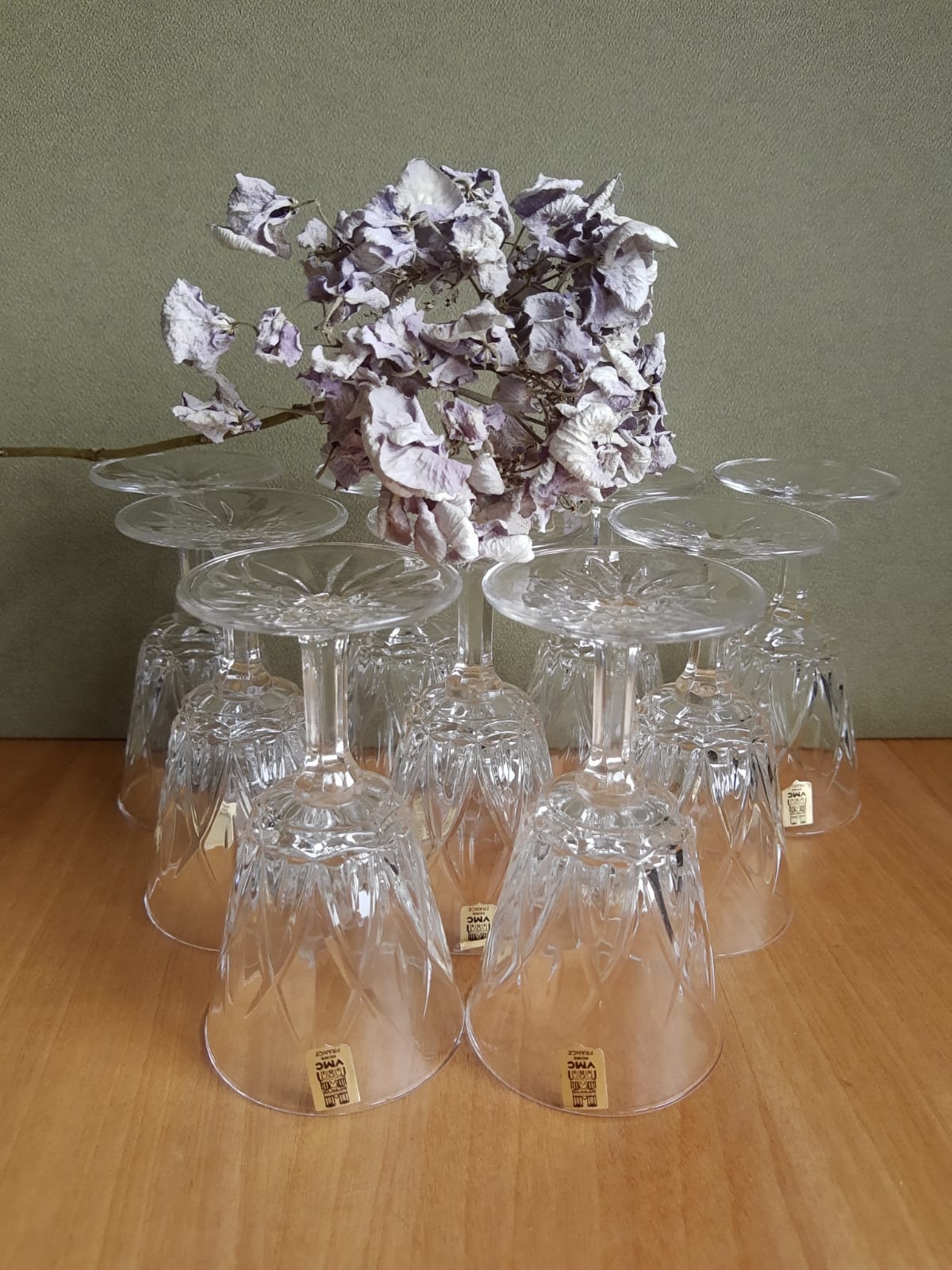 Set of 9 small glasses on foot Vmc Reims France vintage