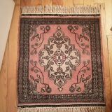 Oriental rug 60x65cm