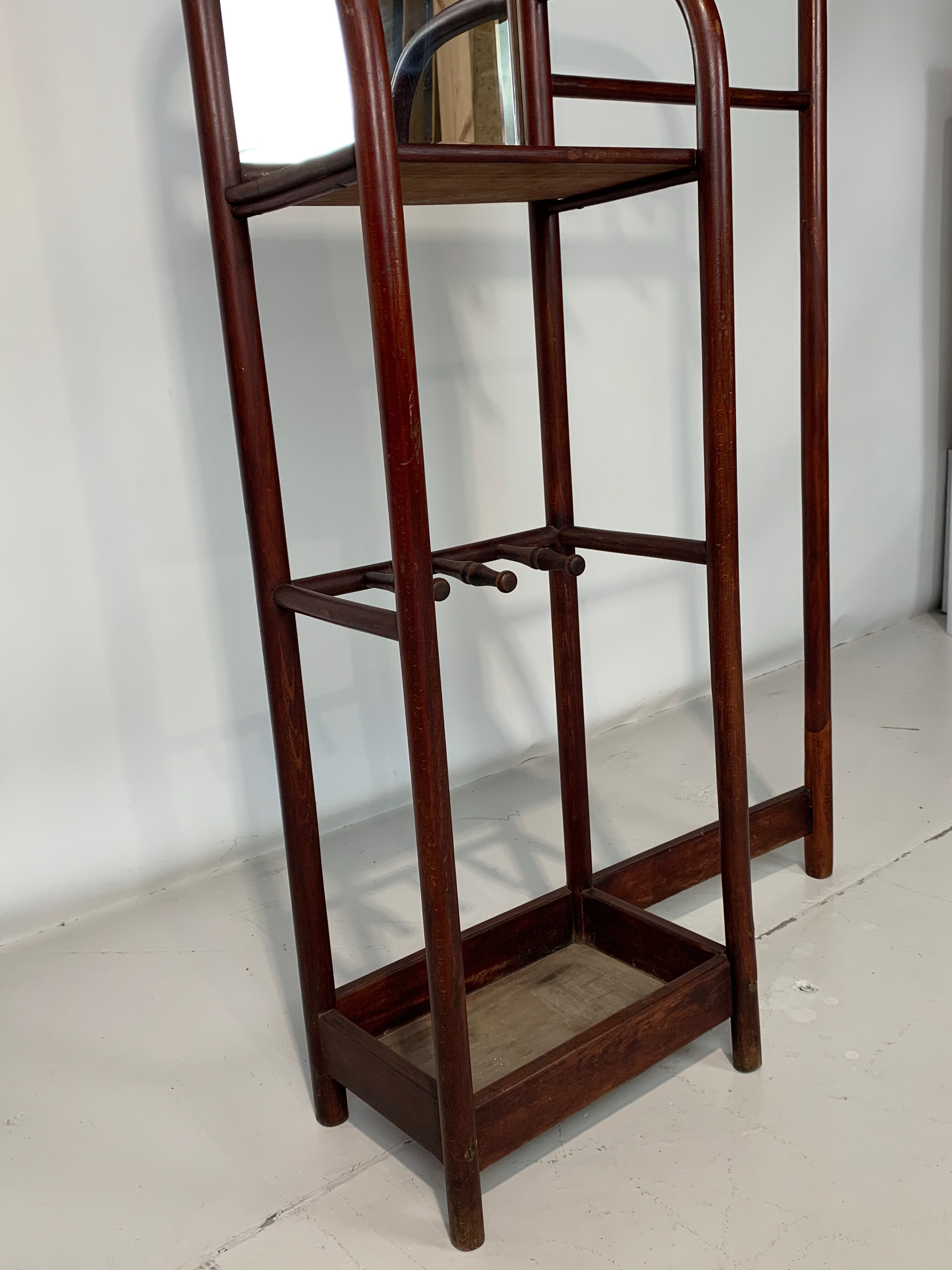 Thonet coat rack no.8