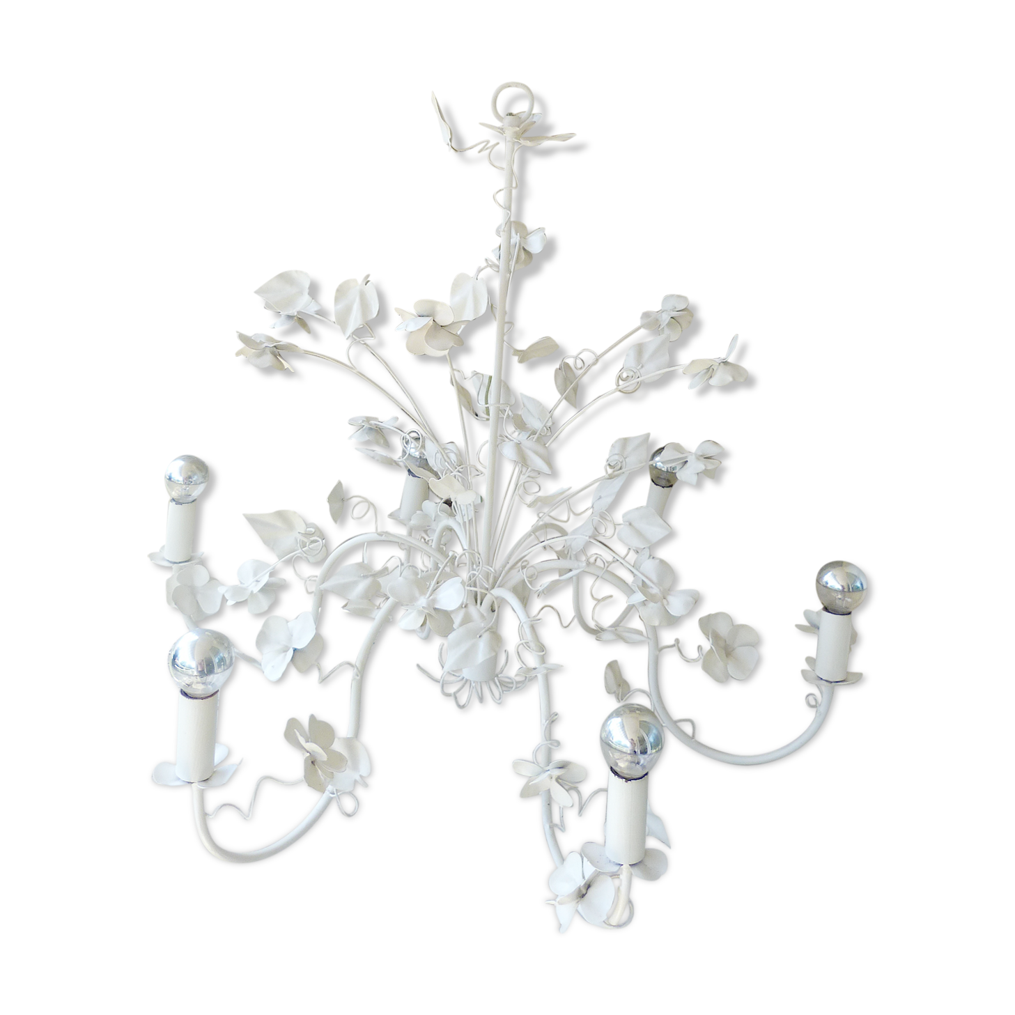 Vintage chandelier in painted metal decoration foliage and flowers