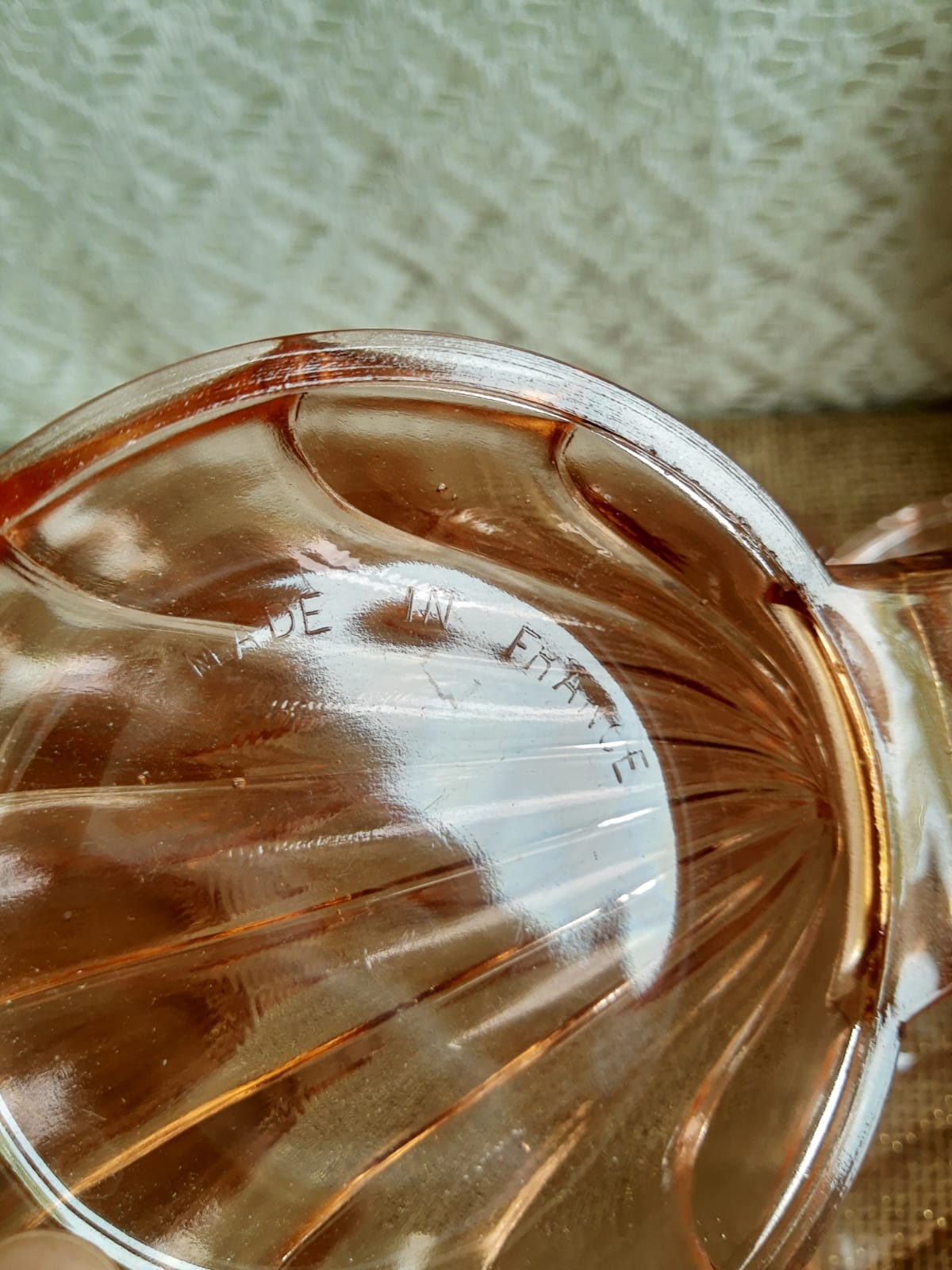 Set of 6 small scallops in vintage rosaline pink glass