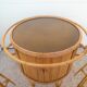 Bar en rotin et tabourets