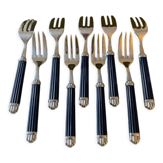 Dessert forks