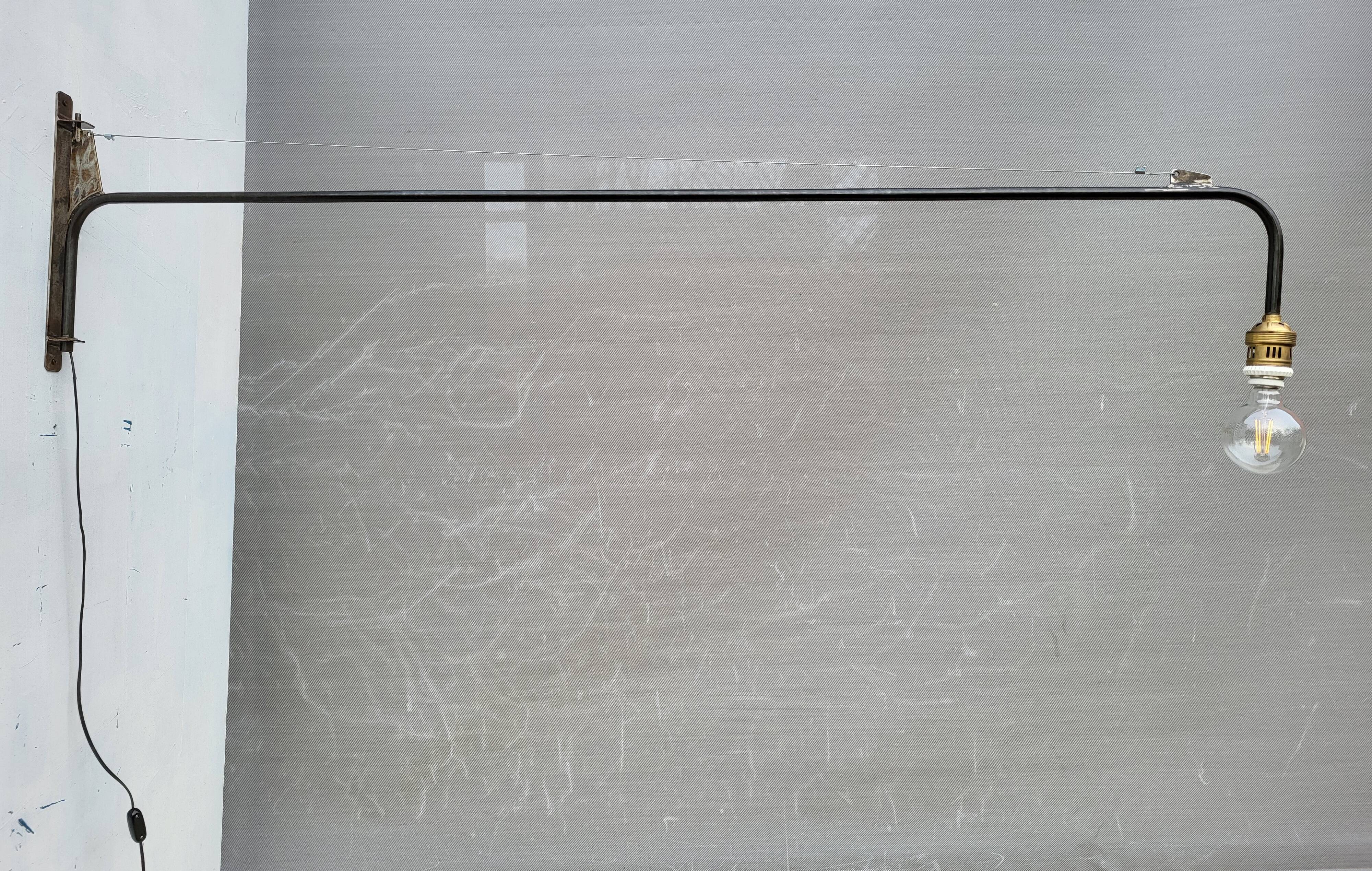 JIB180 workshop bracket wall light