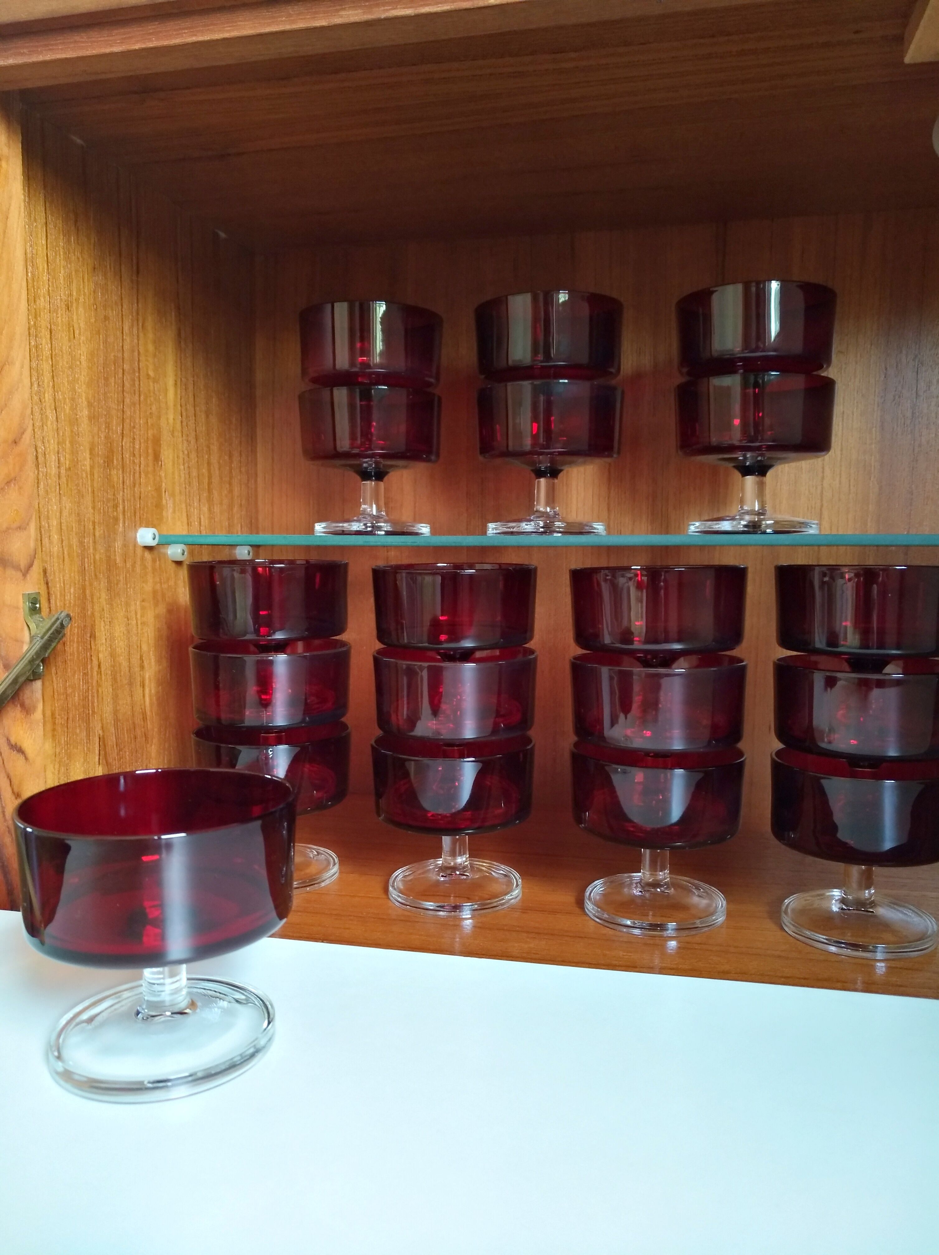 Service of 19 cuts luminarc ruby 70 s