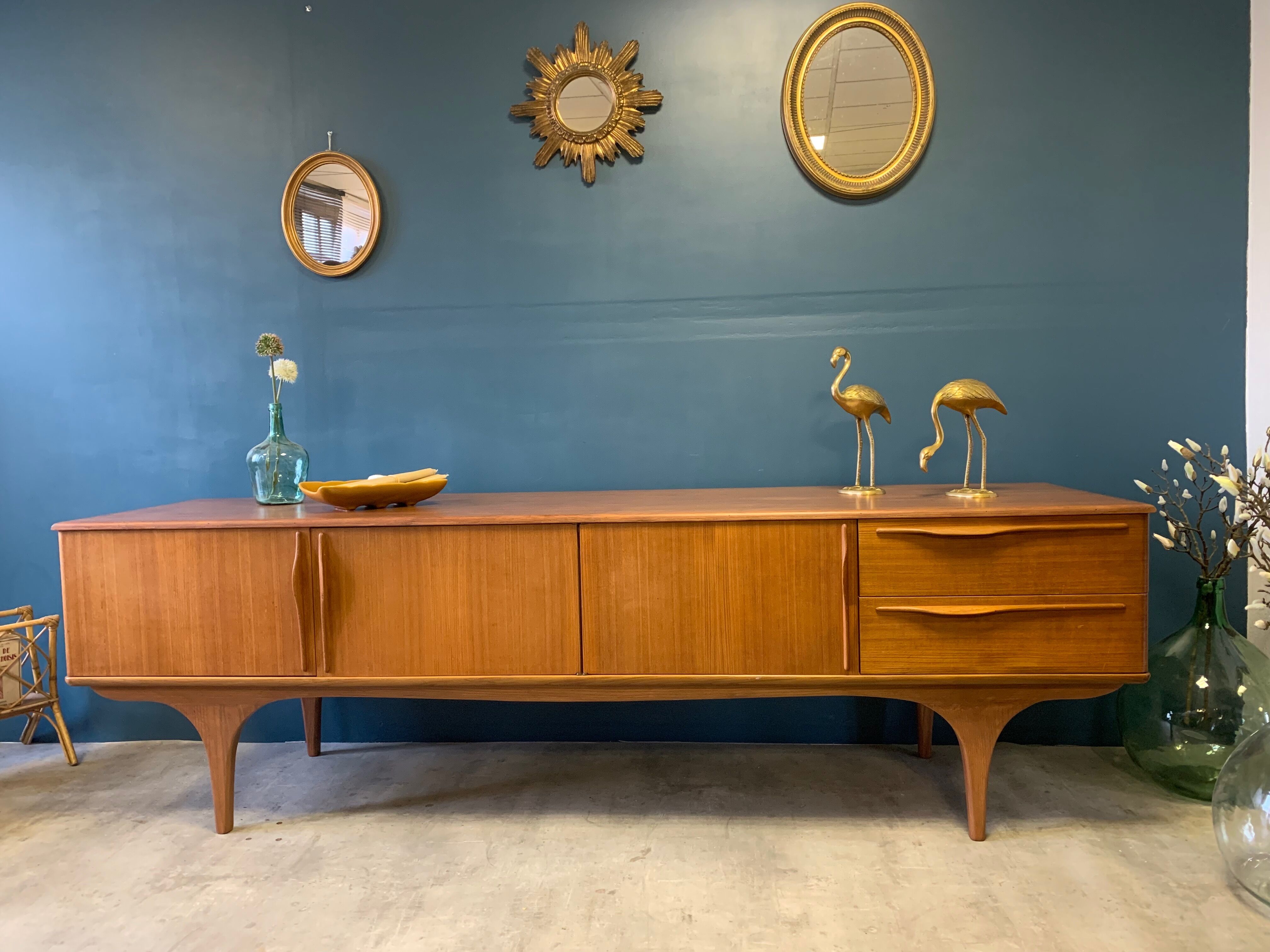 Vintage Scandinavian track