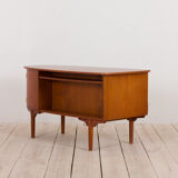 Mid Century free standing bullet shape executive teak desk by H.P. Hansen, Denmark, 1960s
