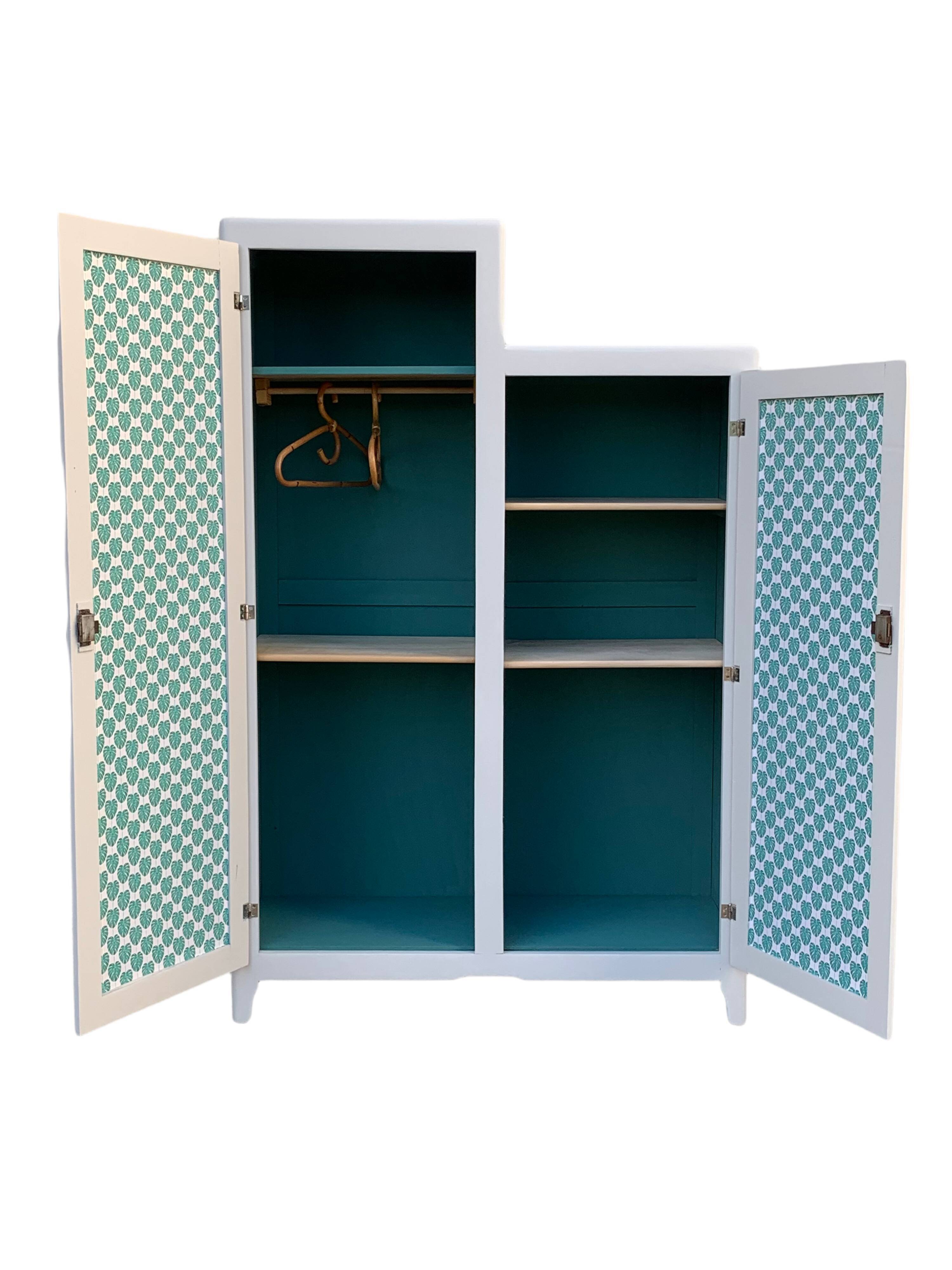 Asymmetrical Parisian wardrobe 1940