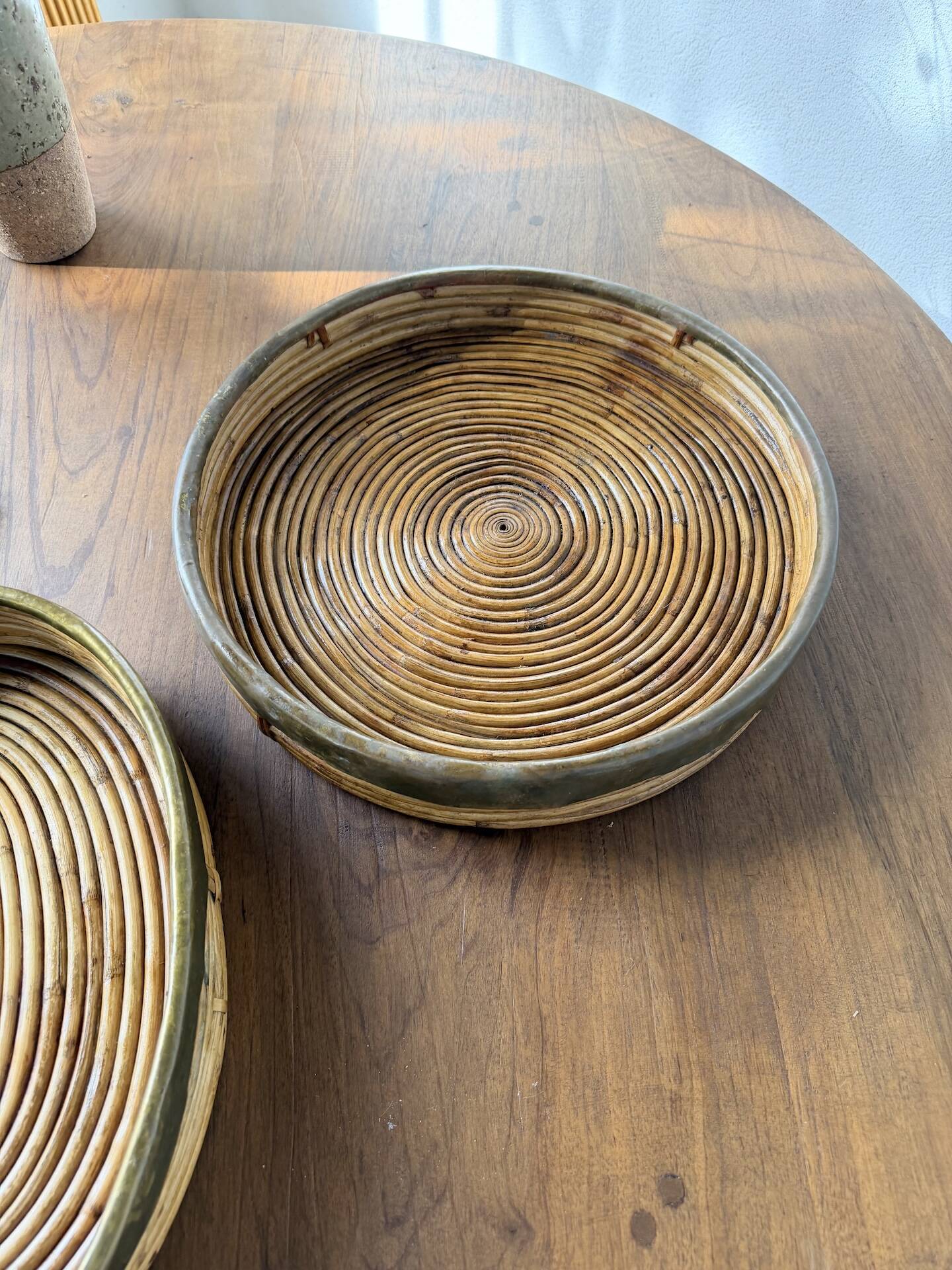 Round rattan and brass trays 1970 by Gabriella Crespi