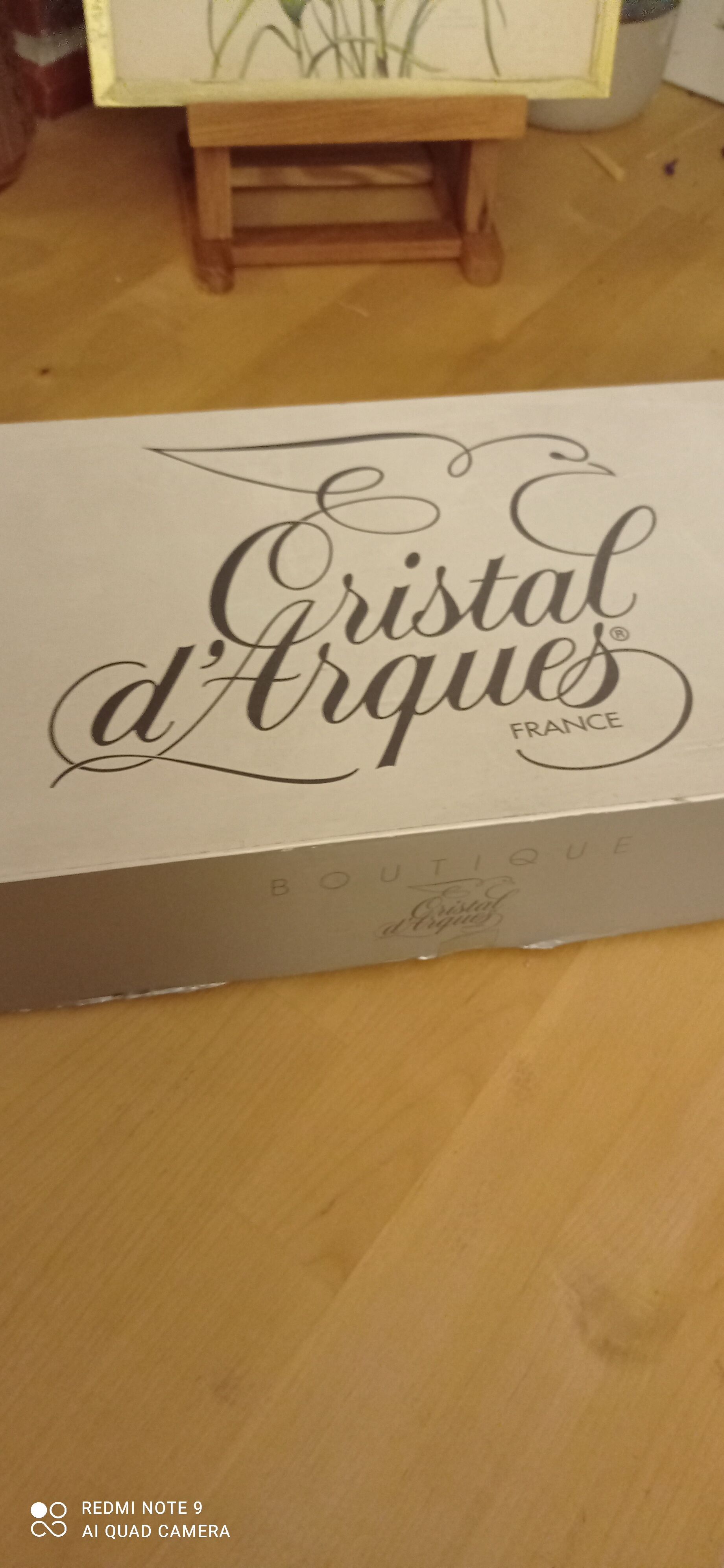 6 crystal wine glasses