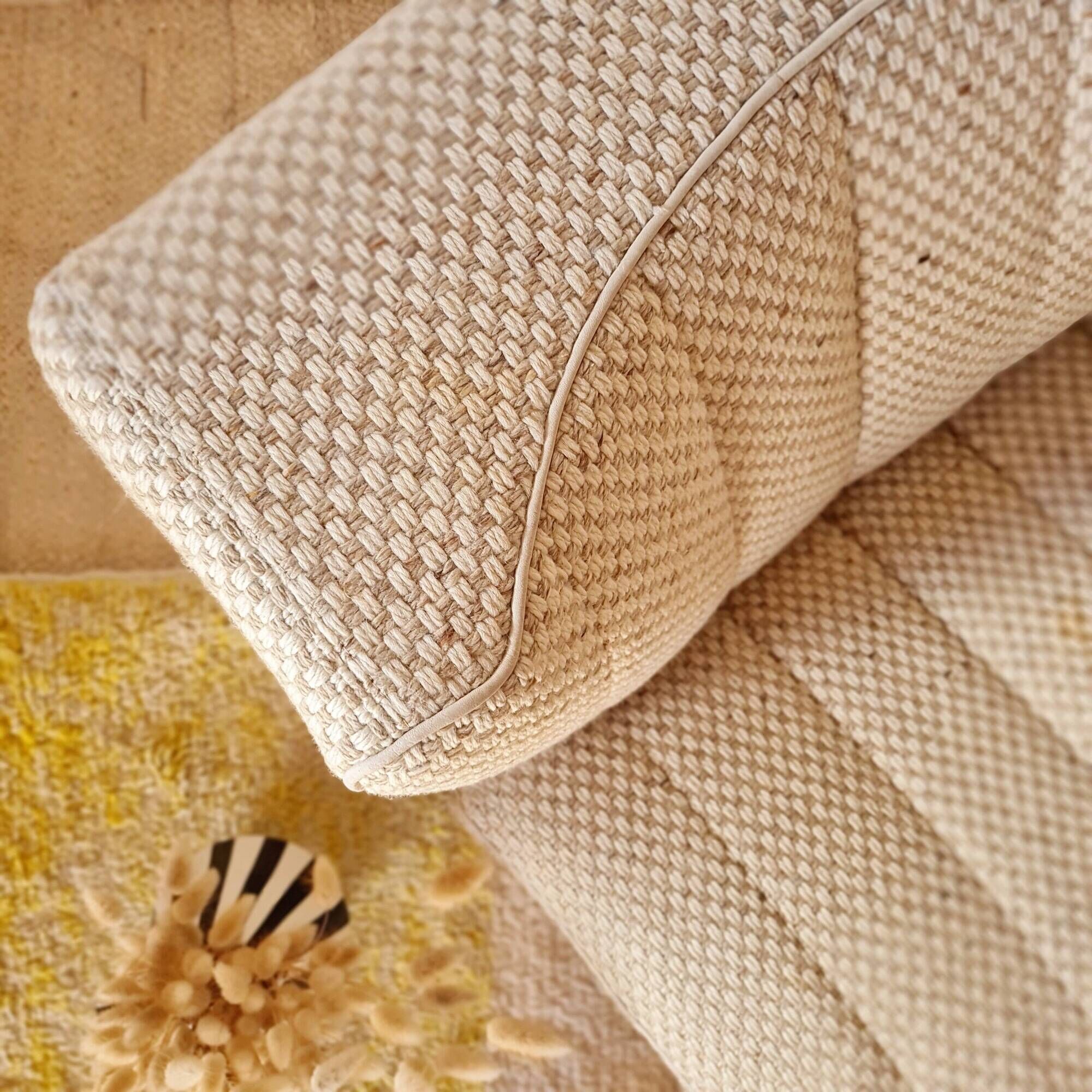 Vintage wool armchair, International Furniture Paris - 70s
