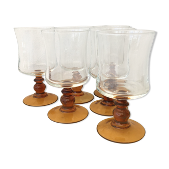 Set of 6 vintage wine glasses