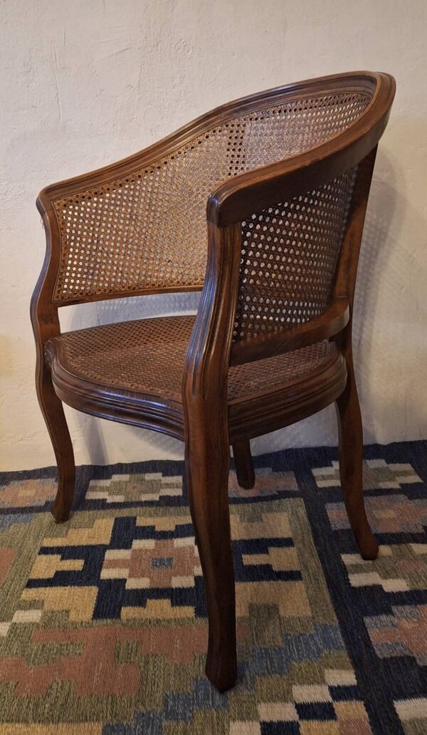 Fauteuil en rotin et en bois dur en forme de demi-lune, début du 20e siècle