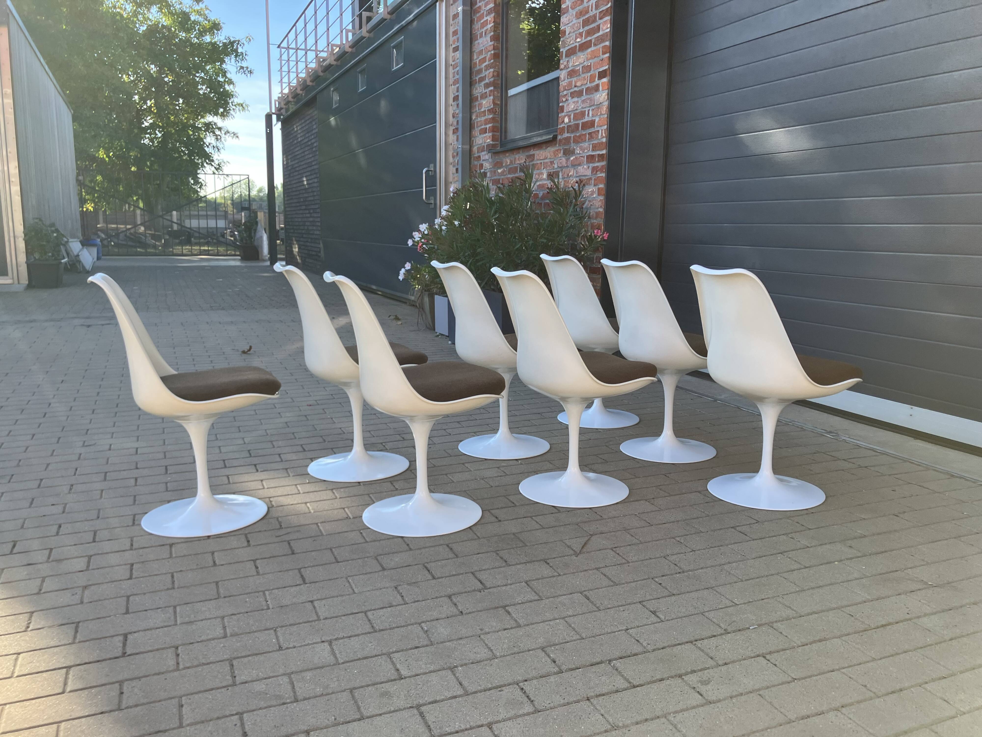 8x original Knoll Tulip dining chairs Eero Saarinen