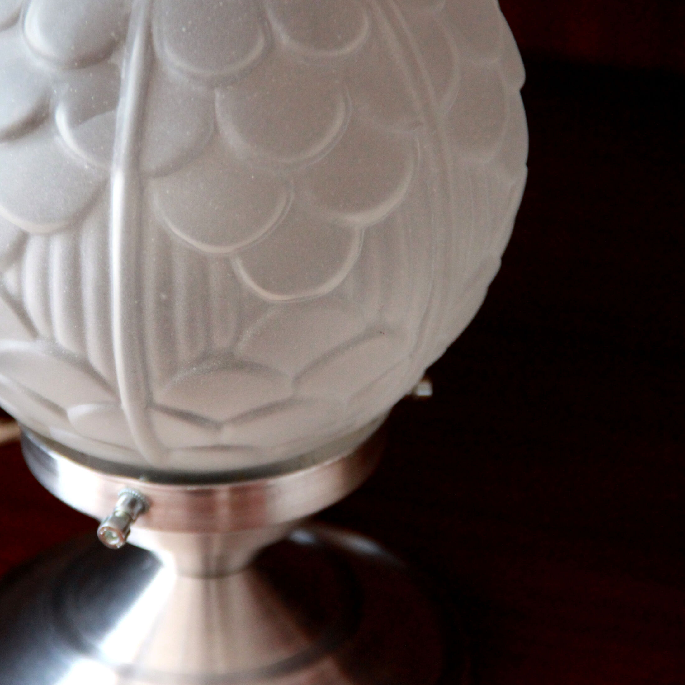 Bedside table lamp