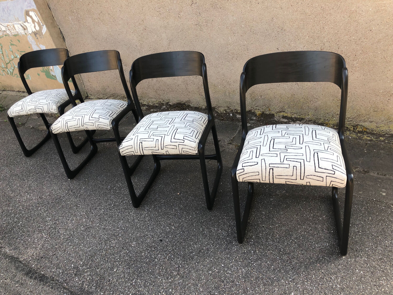 Suite 4 Baumann Chairs Sleigh