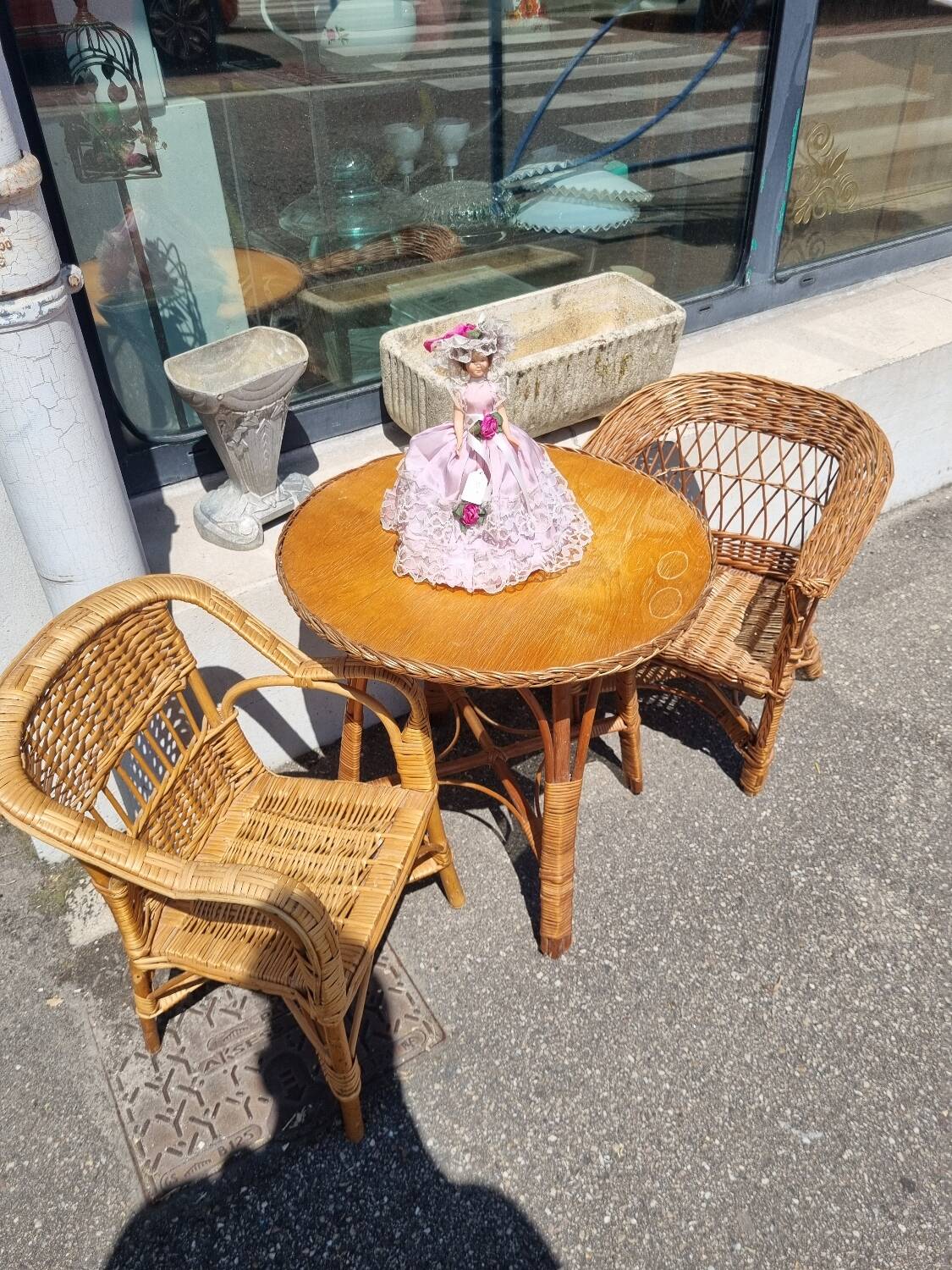 Salon enfant vintage rotin
