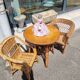 Salon enfant vintage rotin