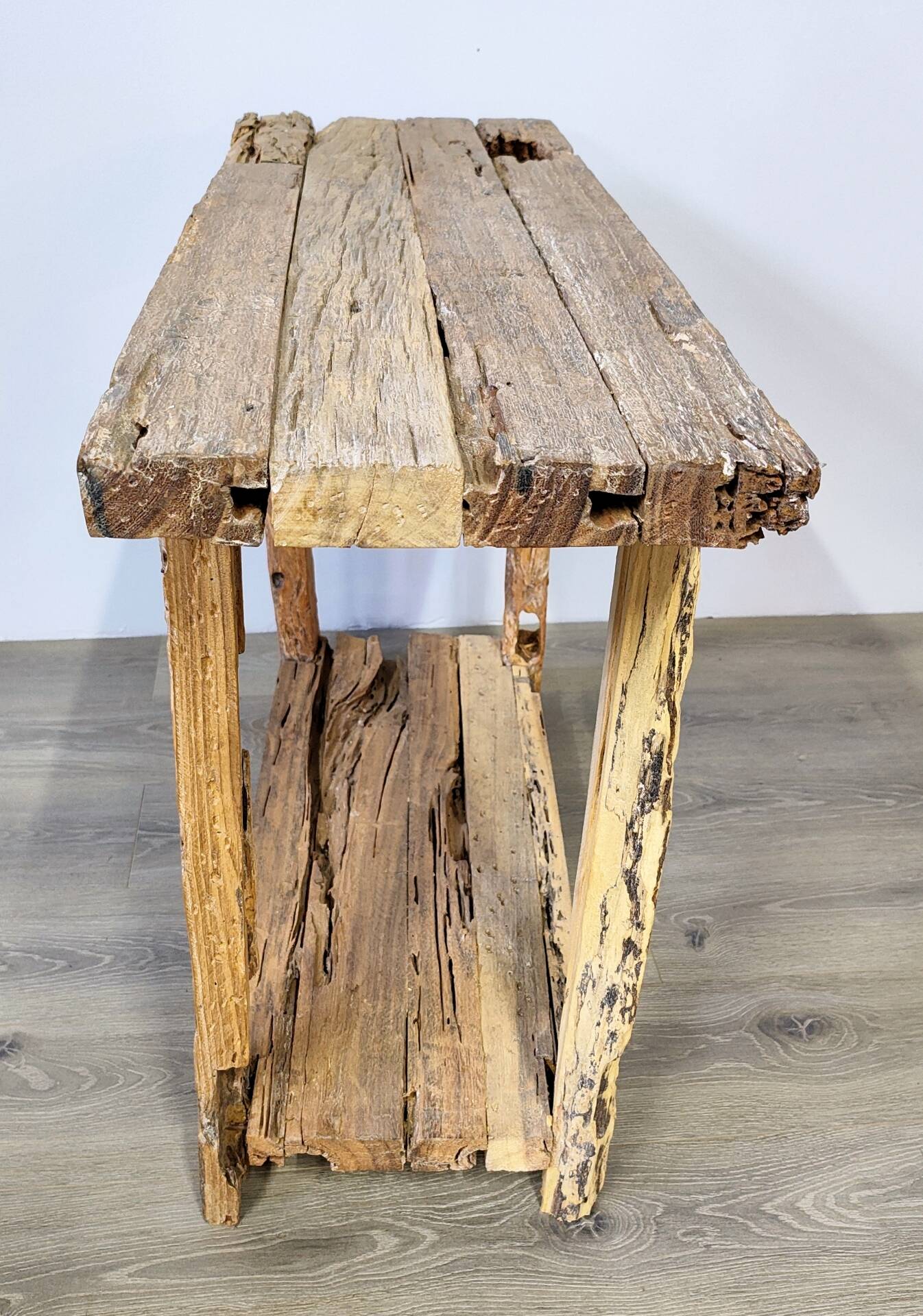Petite console en bois brut ancien