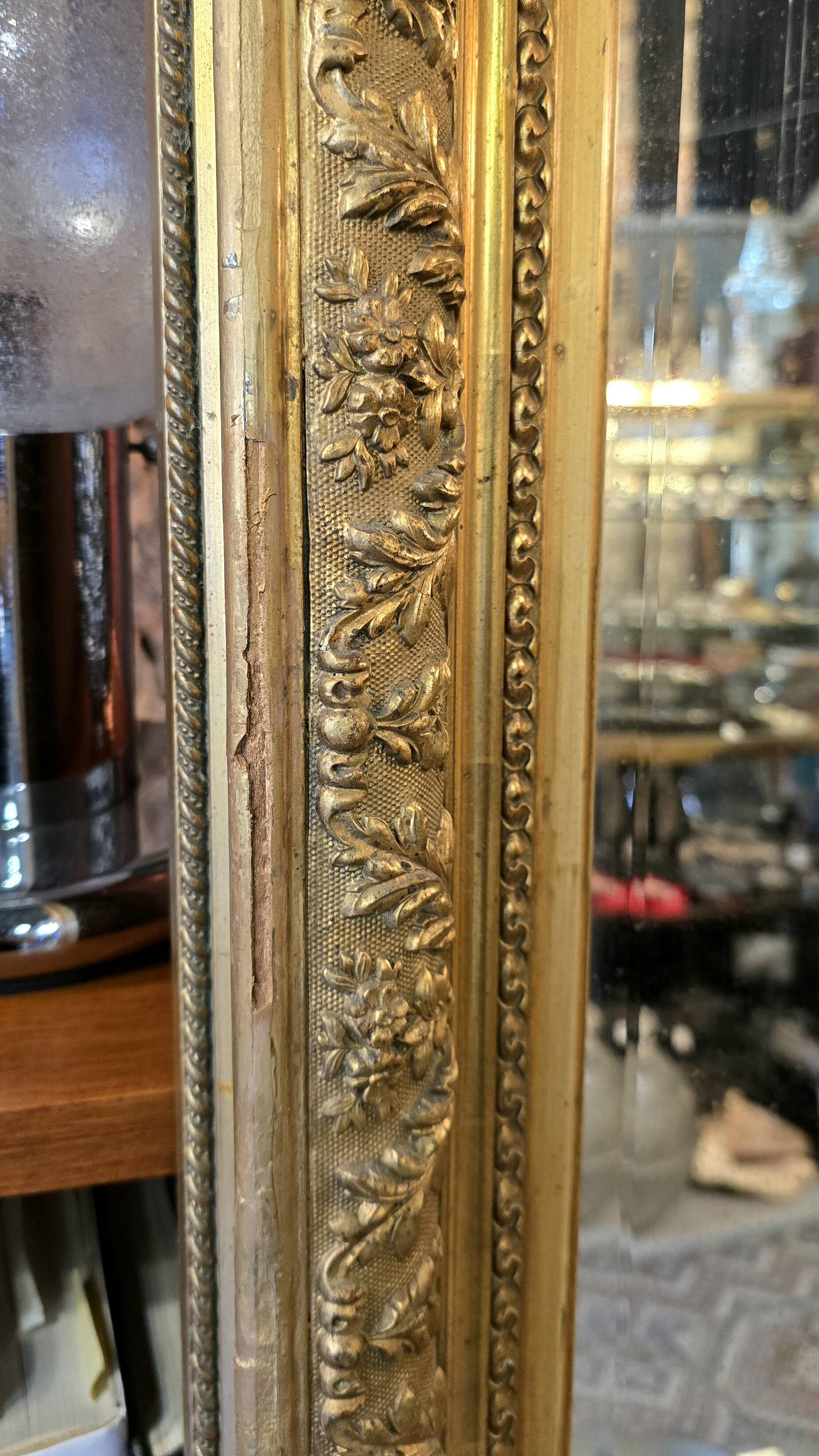 Napoleon III Mirror in Gilded Stucco Wood - 92 Cm