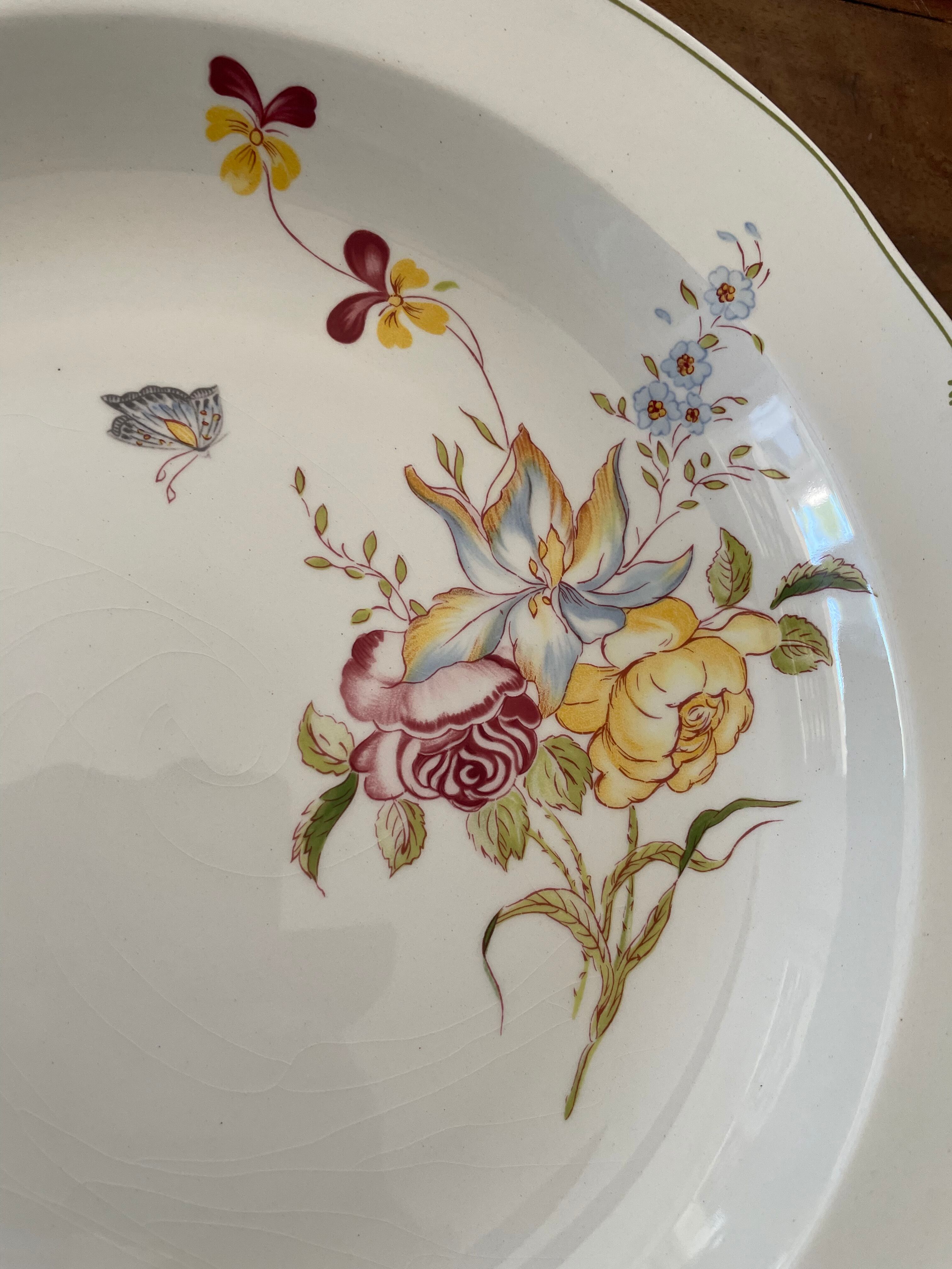 Two ceramic dishes from Gien model Montpellier