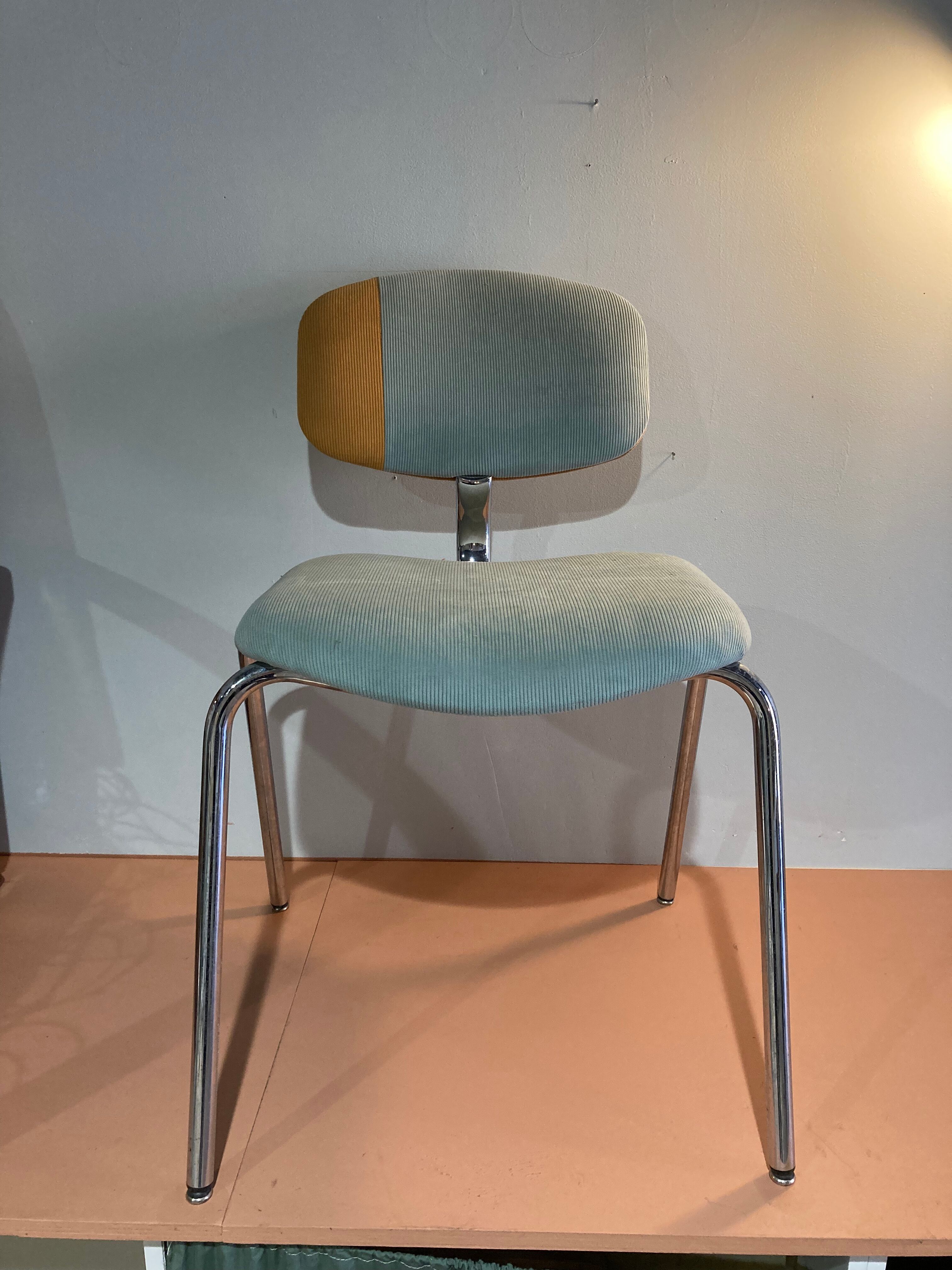 Chair 70s sky blue velvet and mustard