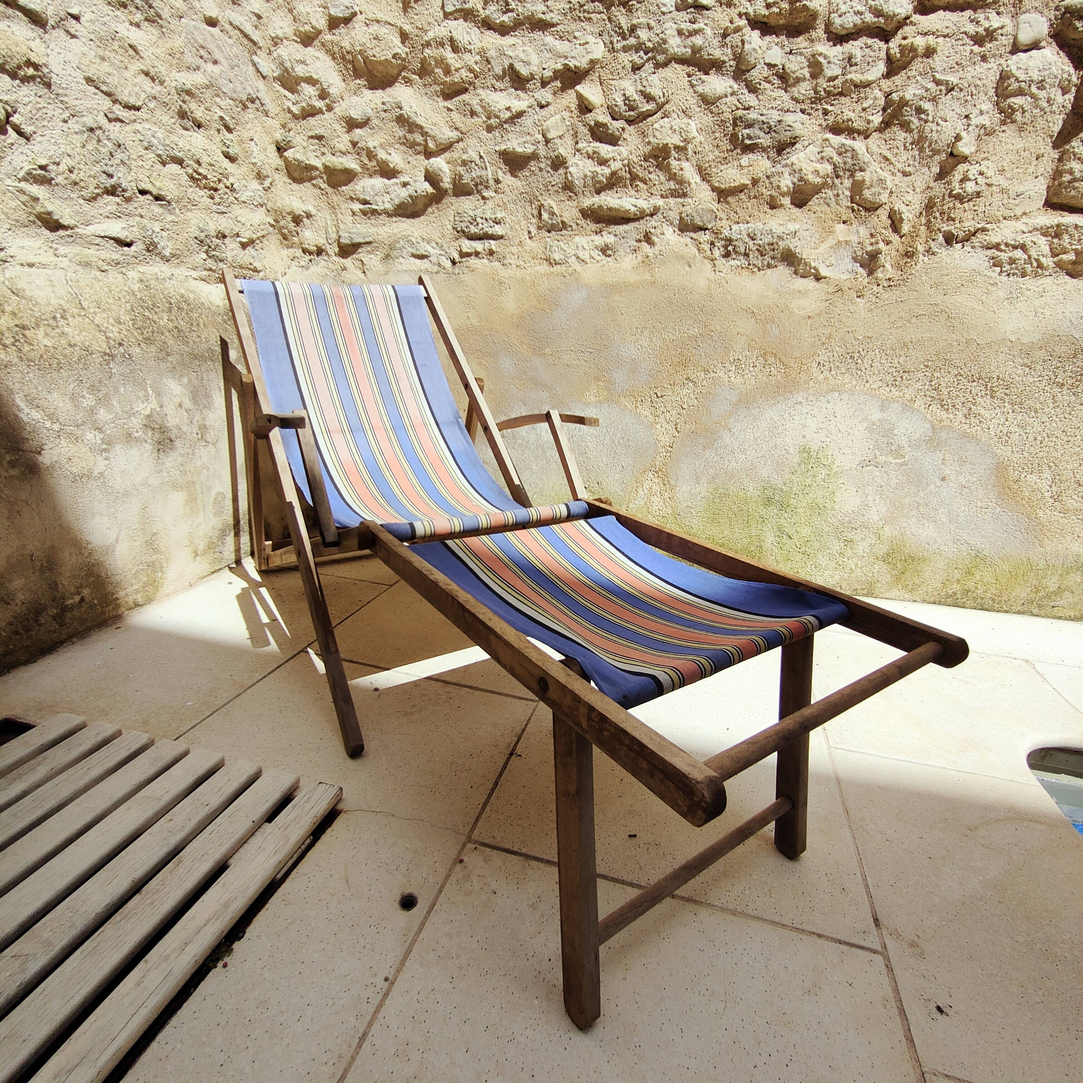 Chilean lounge chair