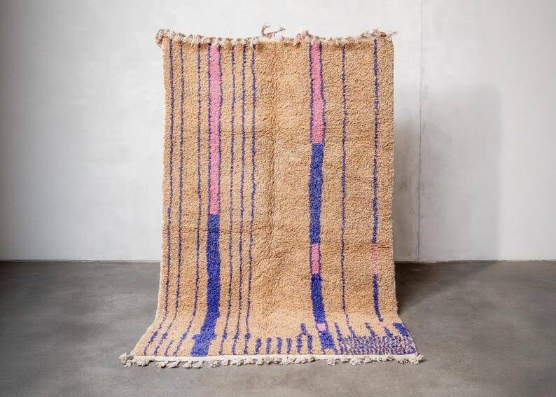Handmade natural wool rug, size 240 x 160 cm