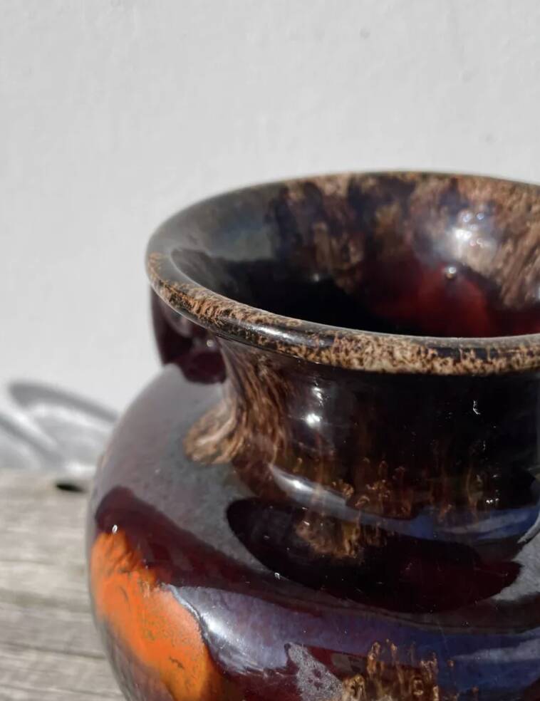 Ceramic vase with glaze 1970