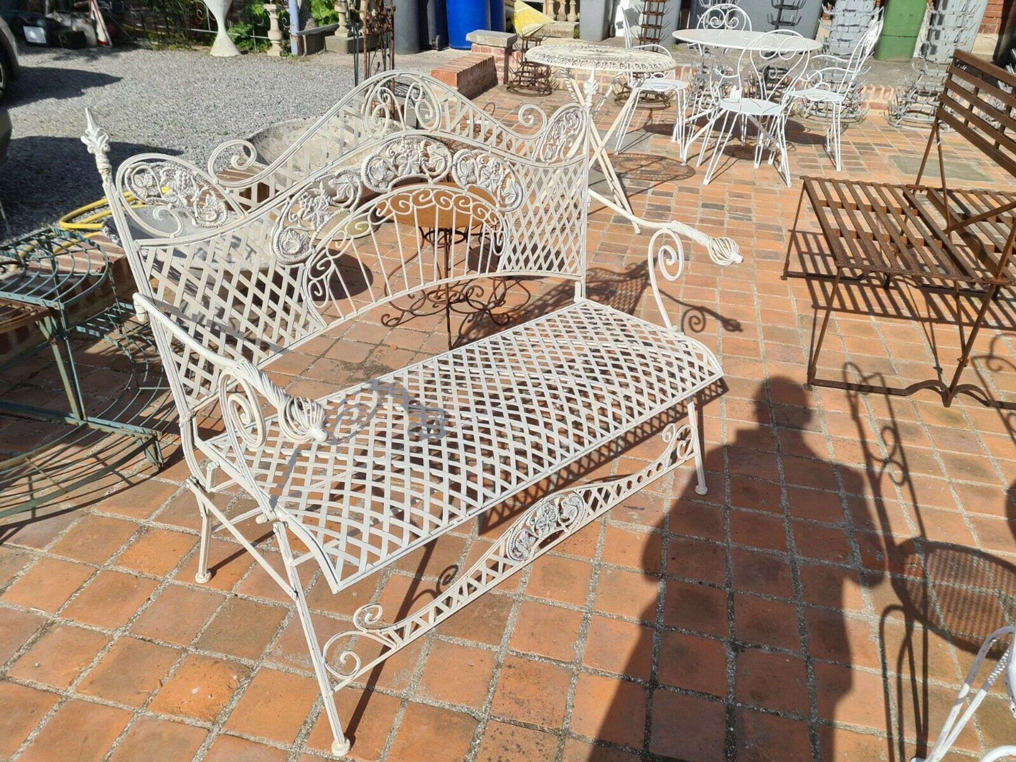 Banc de jardin en fer