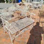 Banc de jardin en fer
