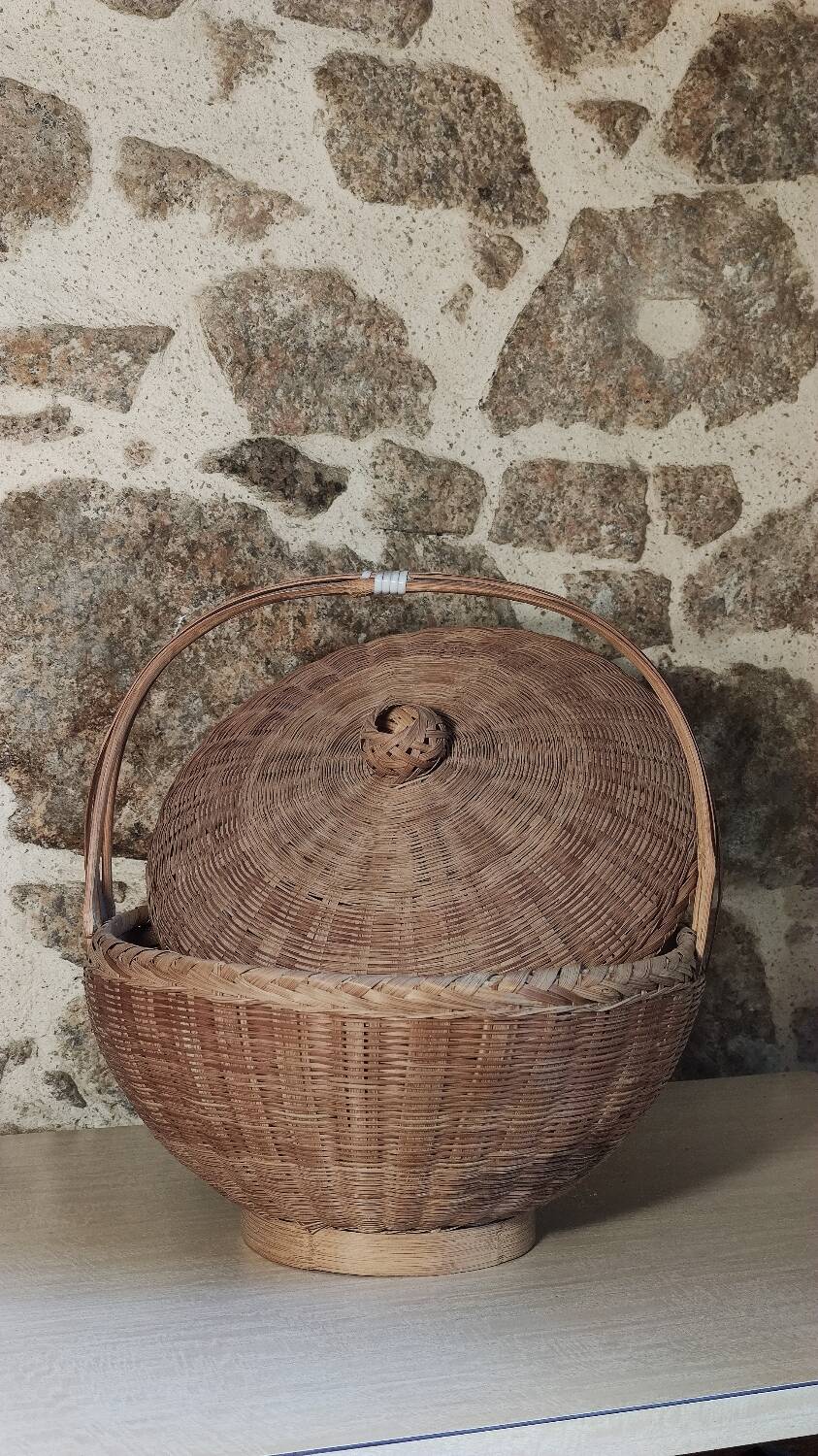 Chinese wedding basket