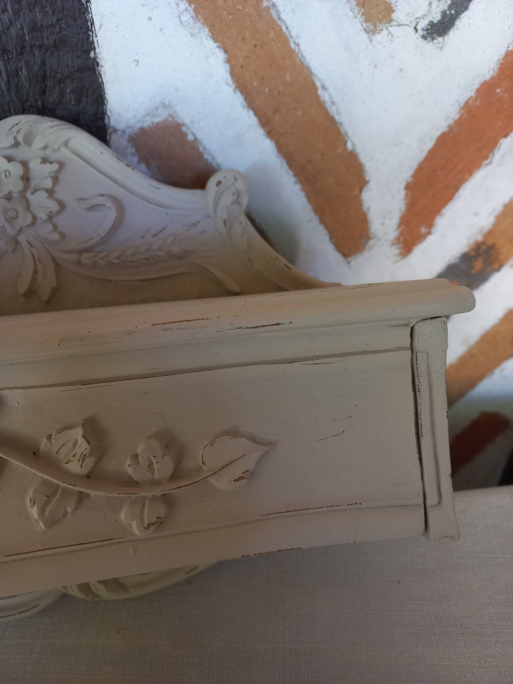 Wall console shelf empty pocket patinated linen