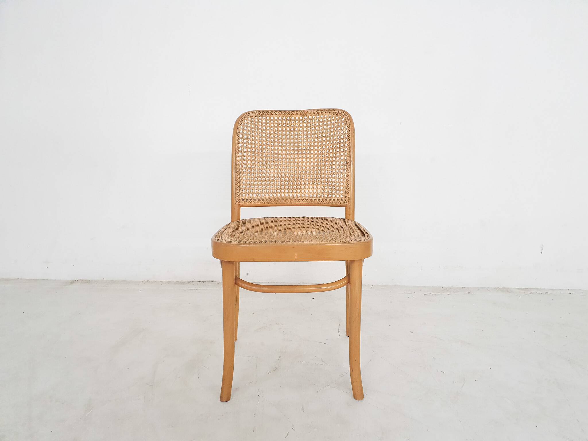 Joseph Hoffmann for Thonet Model No. 811 dining chair, Czechoslovakia, 1920