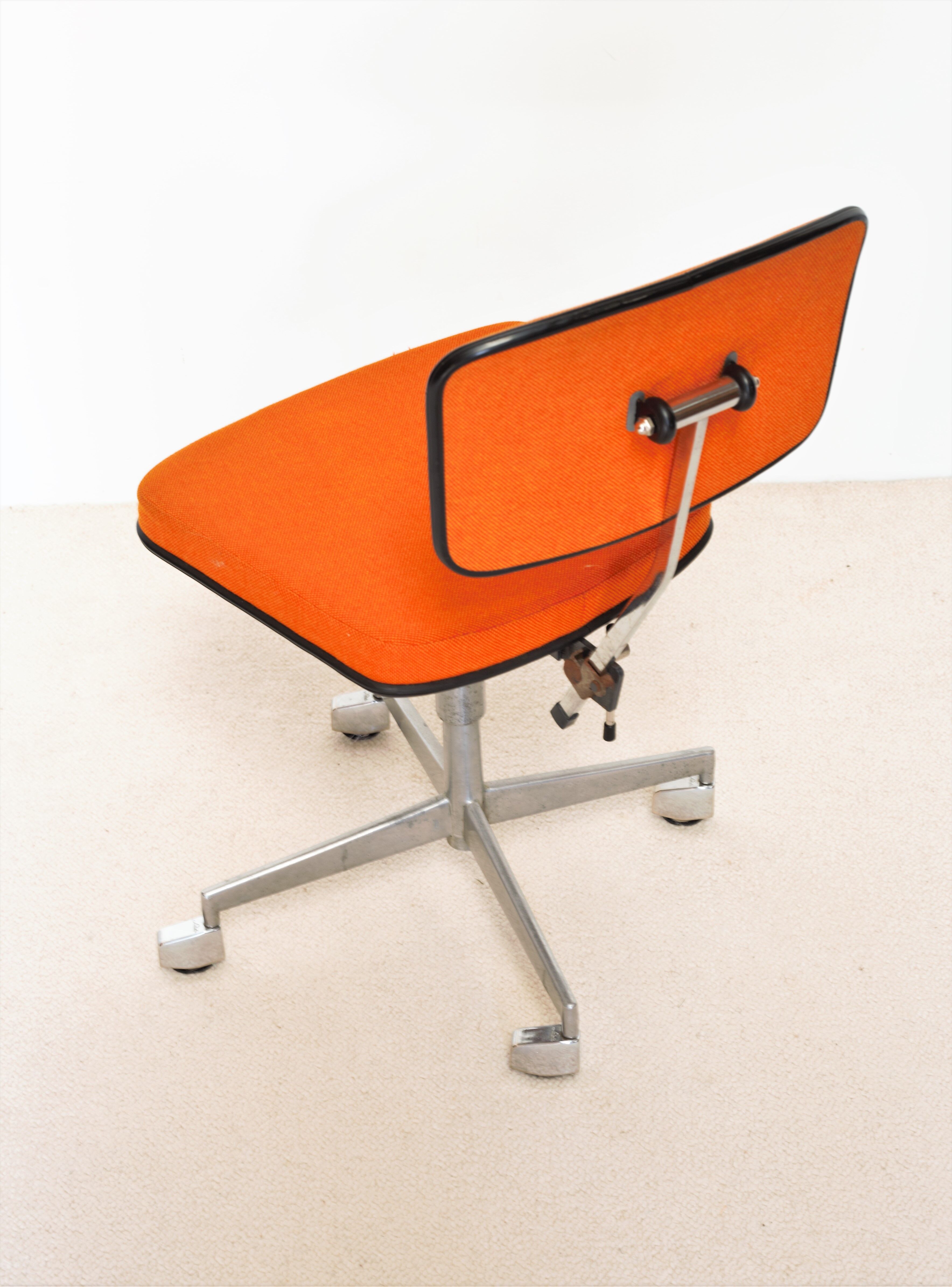 Labofa office chair