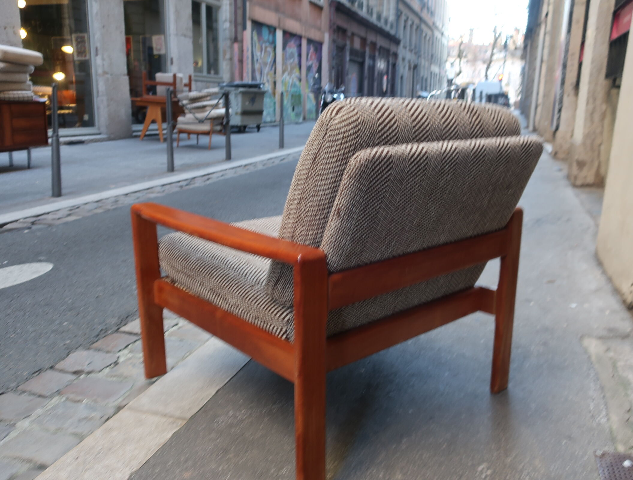 Scandinavian armchair in teak and fabric of the 60s