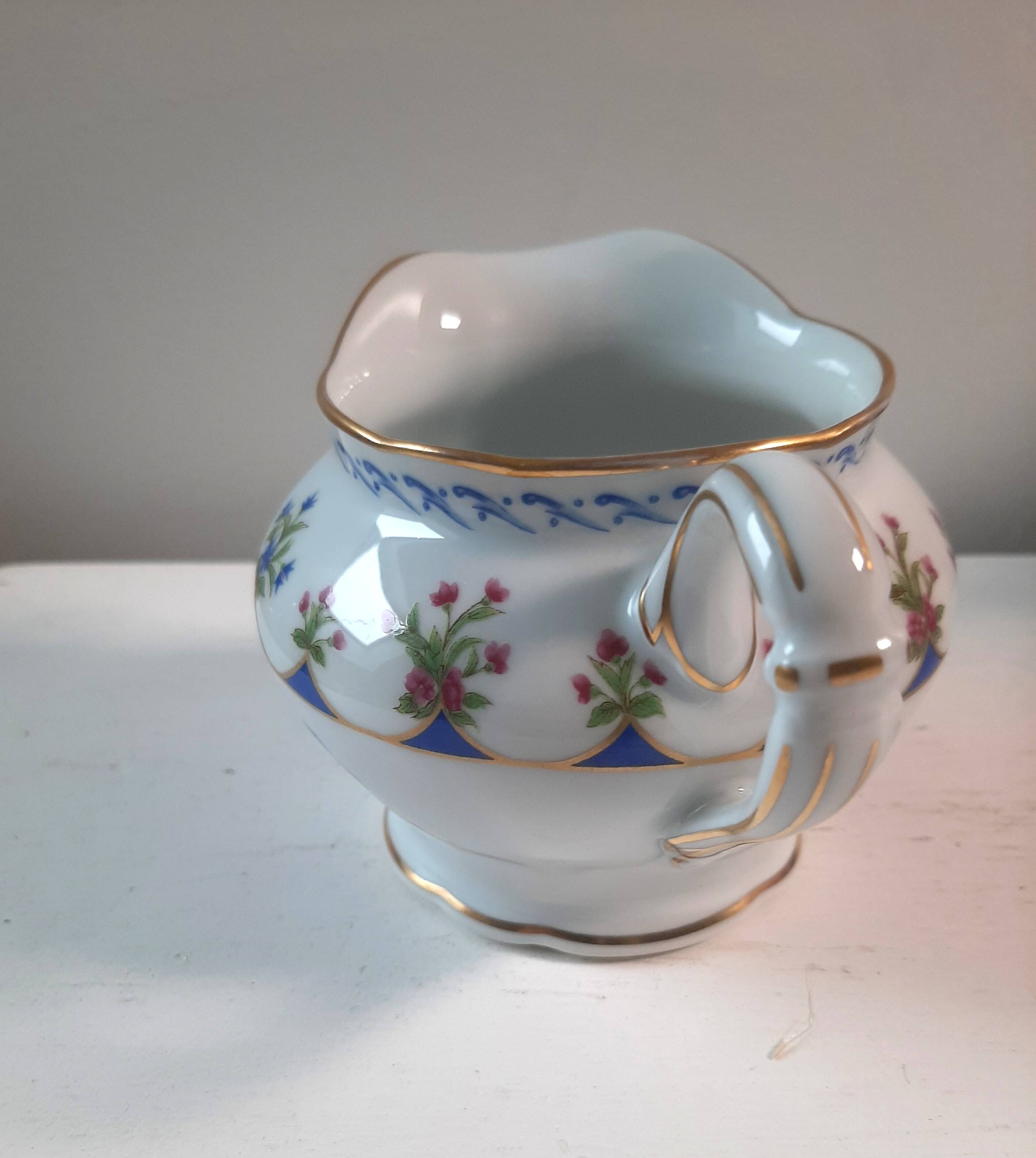Pot à lait en porcelaine Bernardaud Limoges