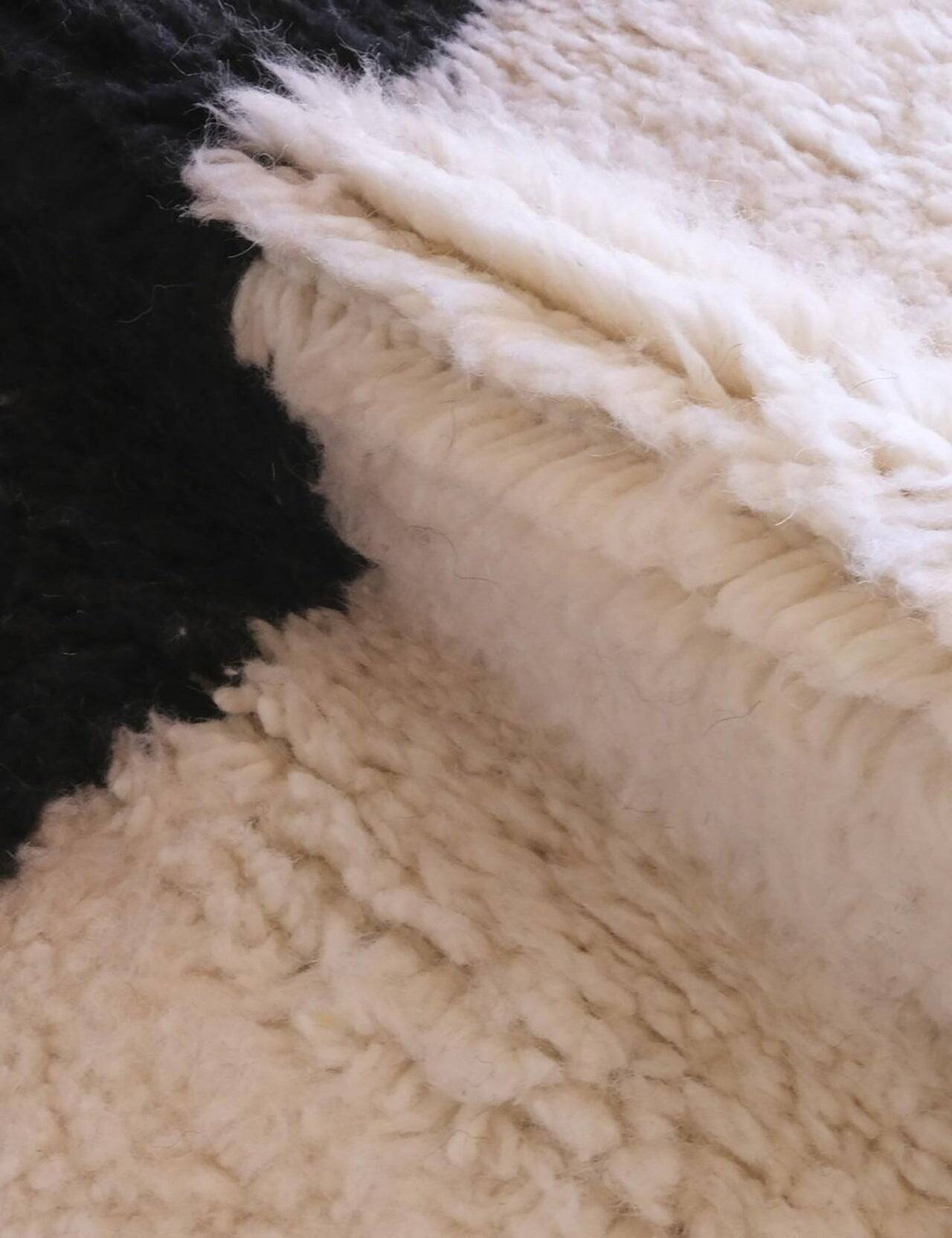 Traditional handmade Beni Ouarin rug 150 x 250 cm