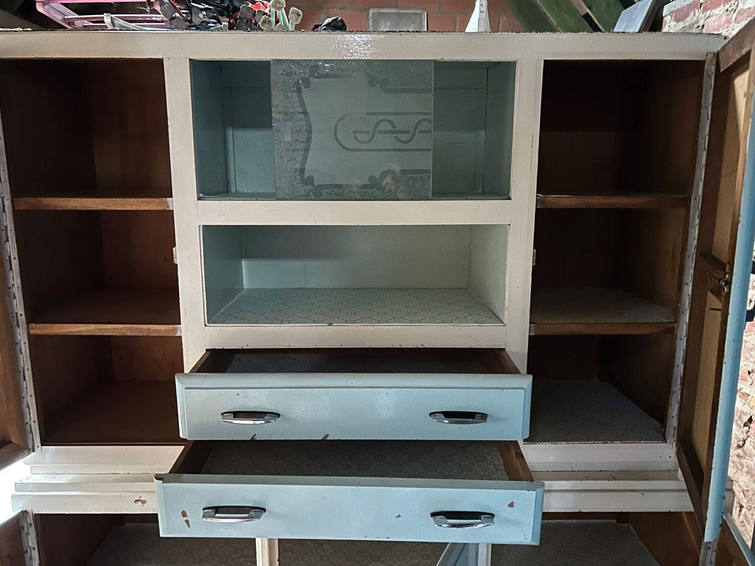 Armoire de cuisine vintage bleue