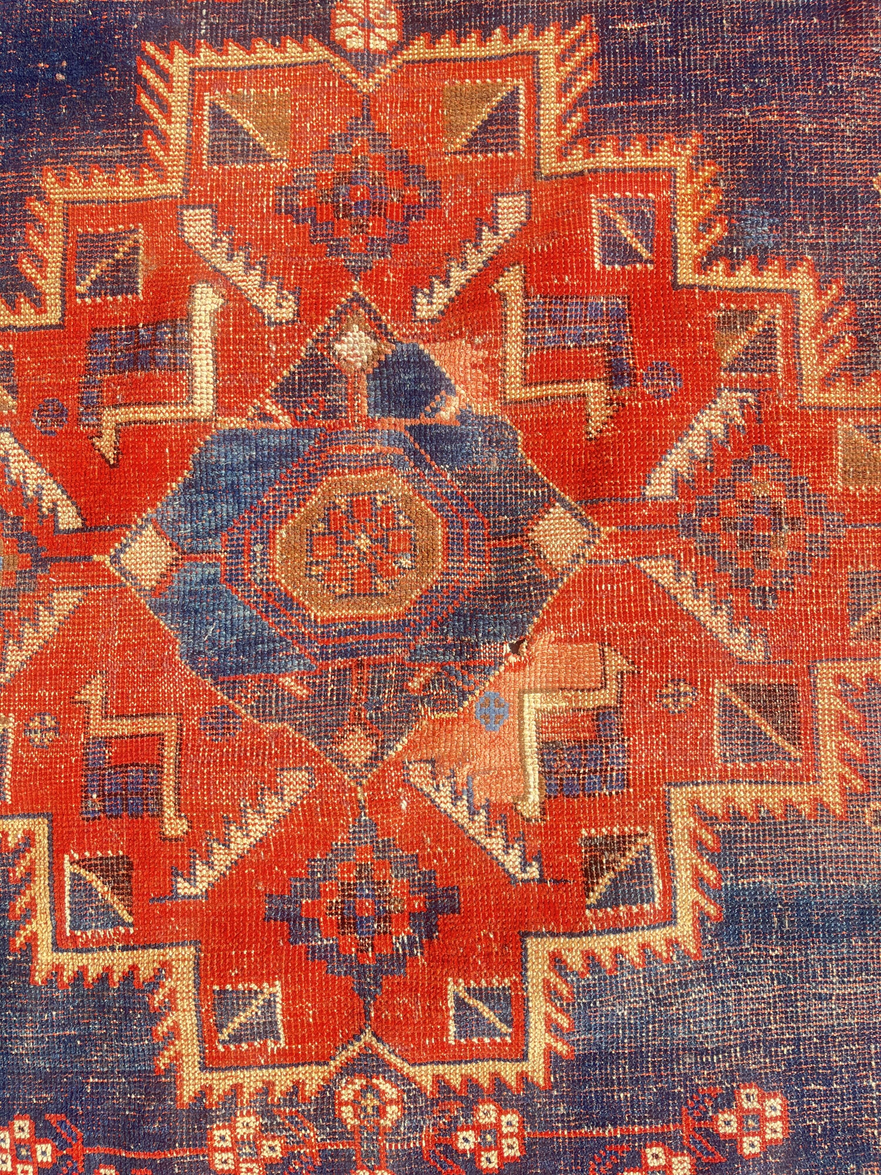 Oriental Rug Iran Afshar Neriz Antique Vase: 1.60 X 2.40 Meters