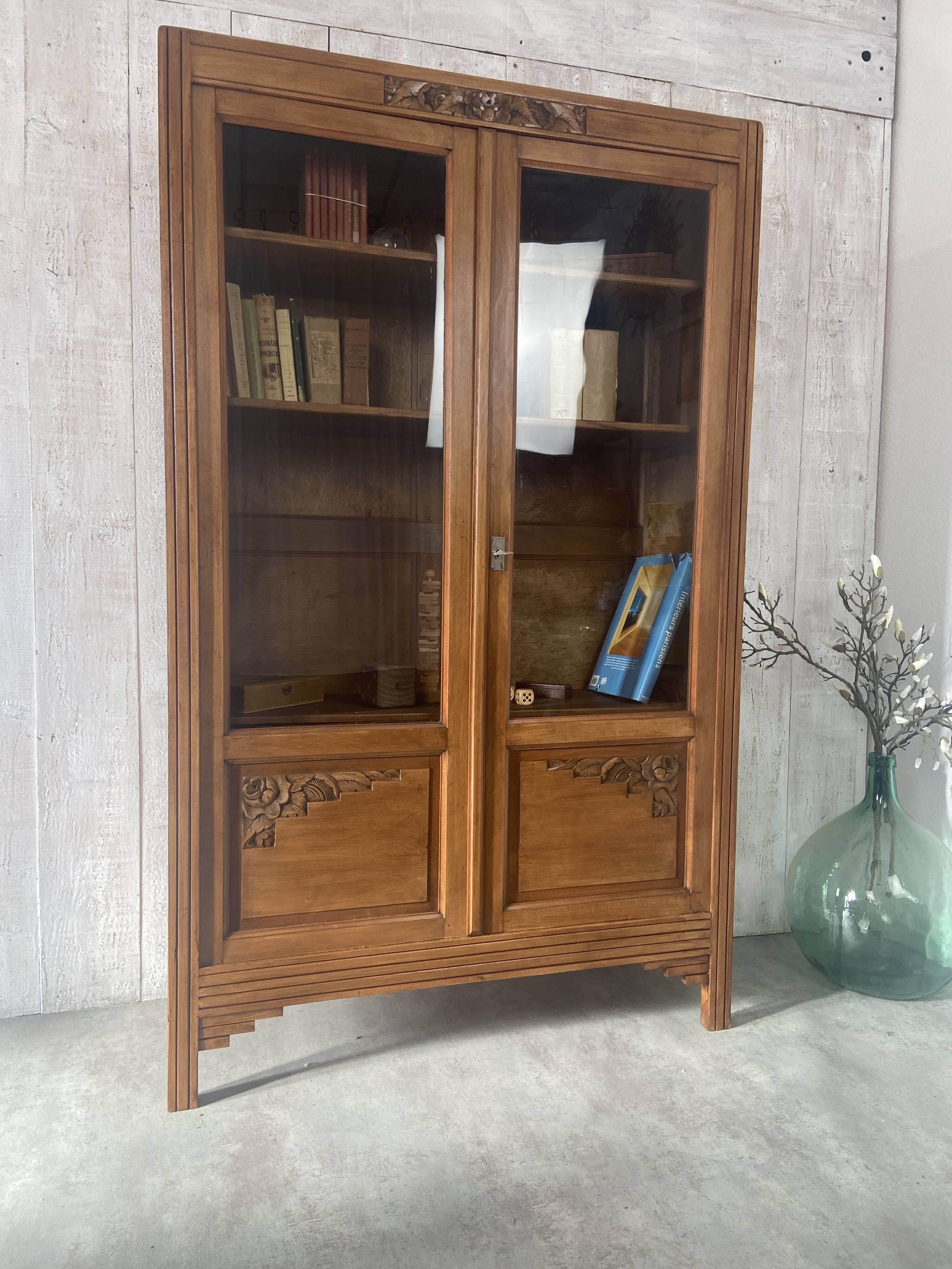 Vintage library