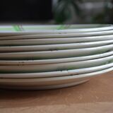 9 Ceranord St Amand checkered flat plates