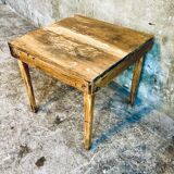 Farm table