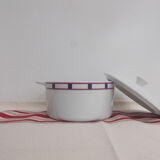 Blue and red basque cassolette in porcelain