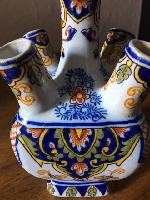 Flower picker, flower girl from DESVRES