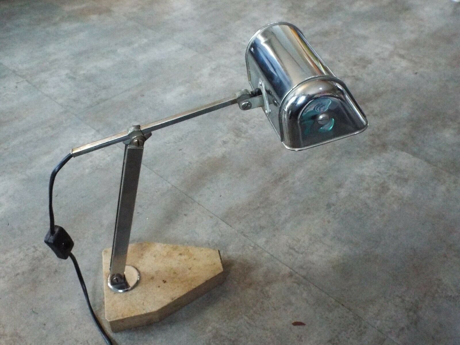 Luxury art deco desk lamp pirouette marble