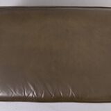 Pouf en cuir vert. Allemagne des années 1970