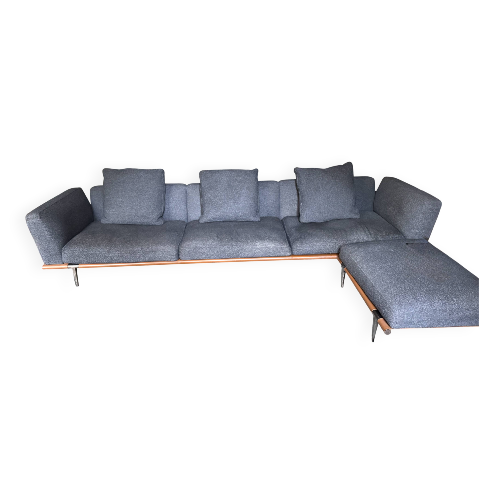 Sofa Poltrona Frau model Let It Be