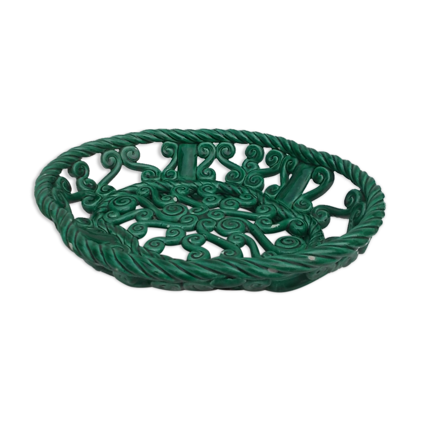 Braided ceramic fruit cup